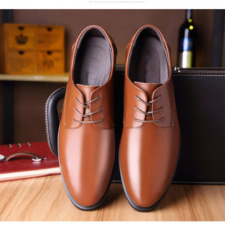Daily pointed formal leather shoes