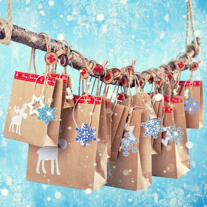 12 Packs Snowflake Rhinestones Painting Keychain Kits